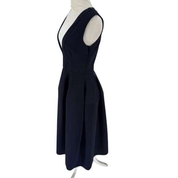 N/Nicholas Dress Navy Blue Size 4 Plunging V Neck Fit and Flare - Picture 4 of 9